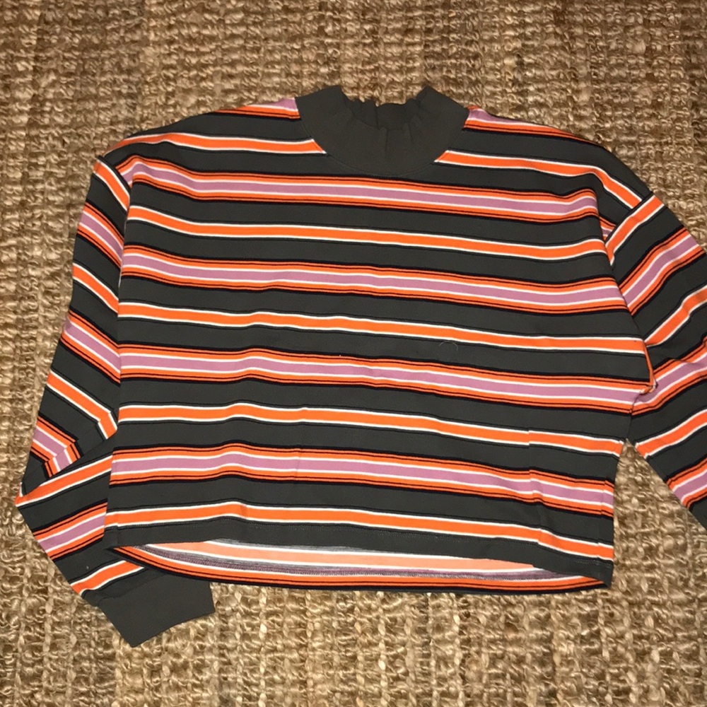 long sleeve crop